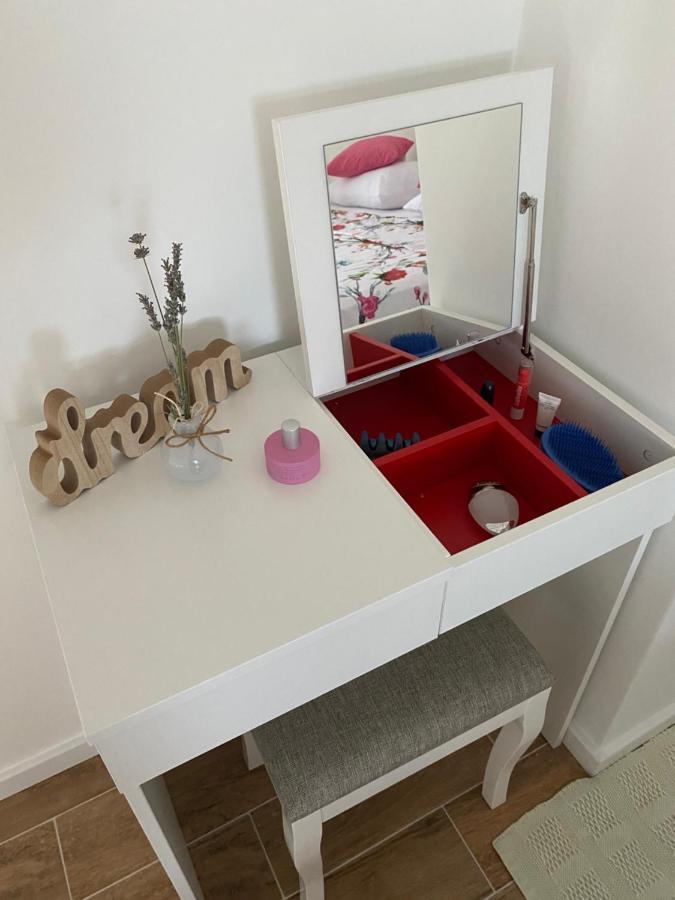 Apartmani Begic 1 I 2 Barbat na Rabu المظهر الخارجي الصورة